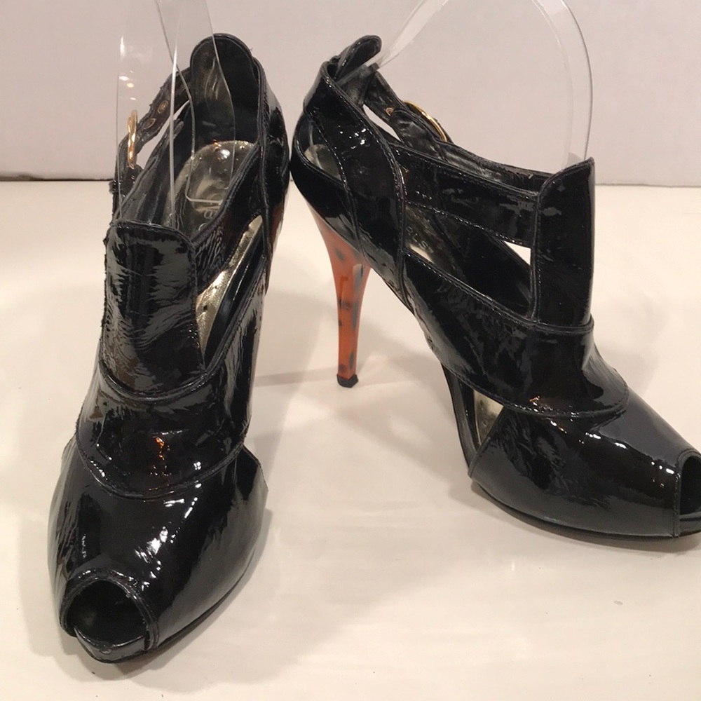BCBGirls Black Patent Stilettos Cheetah Heels Sz 8